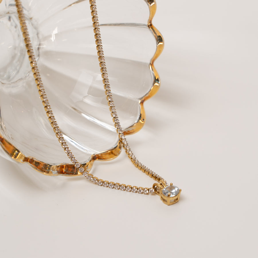 Novalie nyaklánc - 18K aranyozott, hipoallergén, vízálló nemesacél