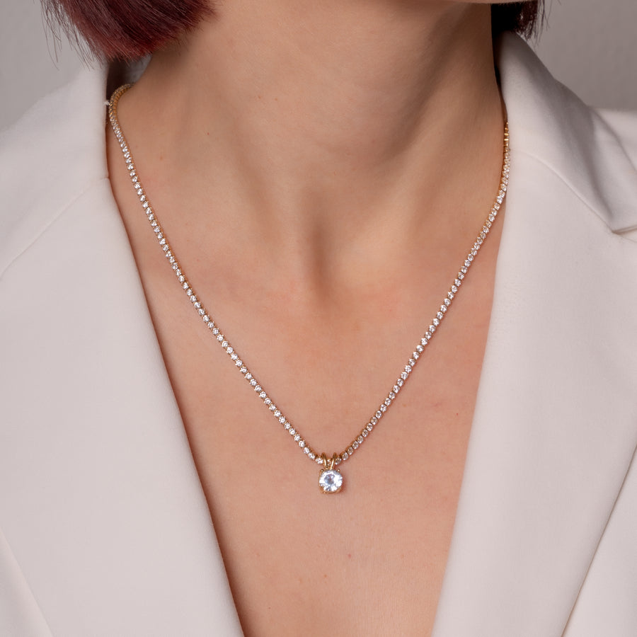 Novalie nyaklánc - 18K aranyozott, hipoallergén, vízálló nemesacél