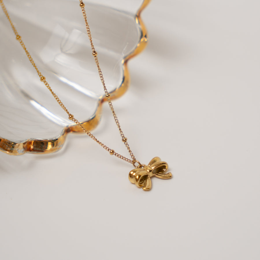 Velia nyaklánc - 18K aranyozott, hipoallergén, vízálló nemesacél